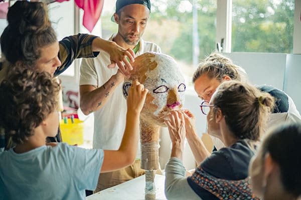 L’art comme vecteur de lien social et d’appartenance.