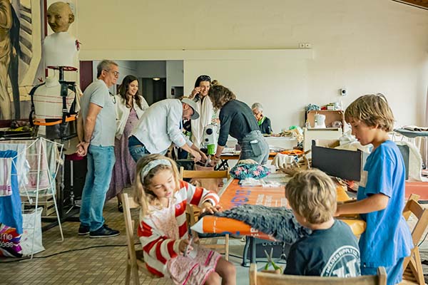 Expérimenter, manipuler, apprendre pendant les Ateliers Participatifs de Bidart